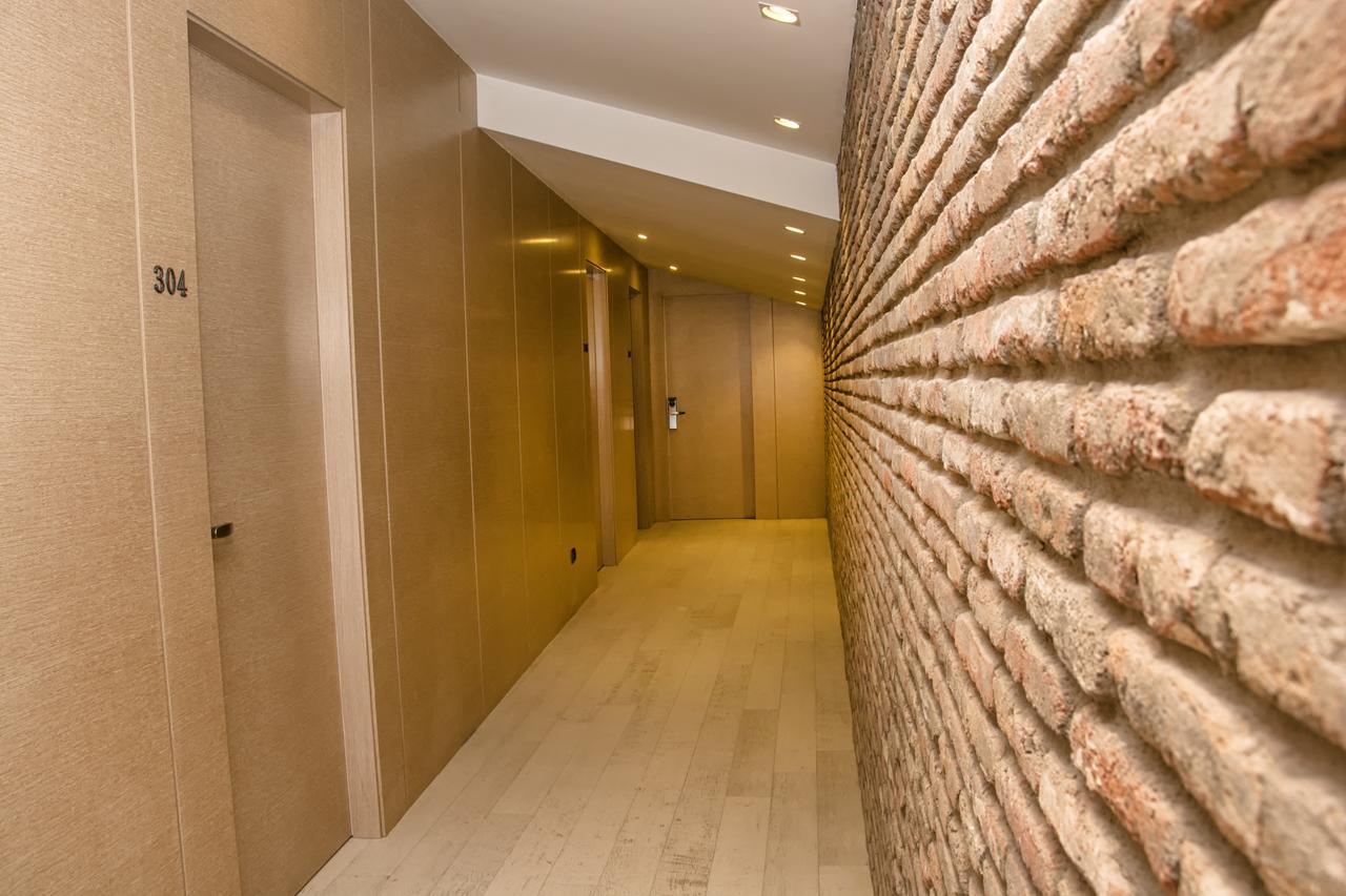 Maison Boutique Hotel ティビリシ エクステリア 写真