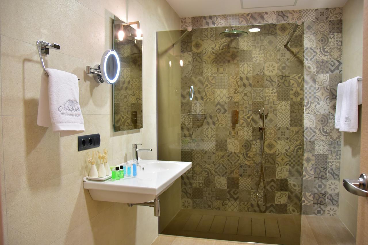 Maison Boutique Hotel ティビリシ エクステリア 写真