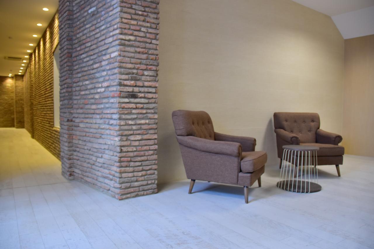 Maison Boutique Hotel ティビリシ エクステリア 写真