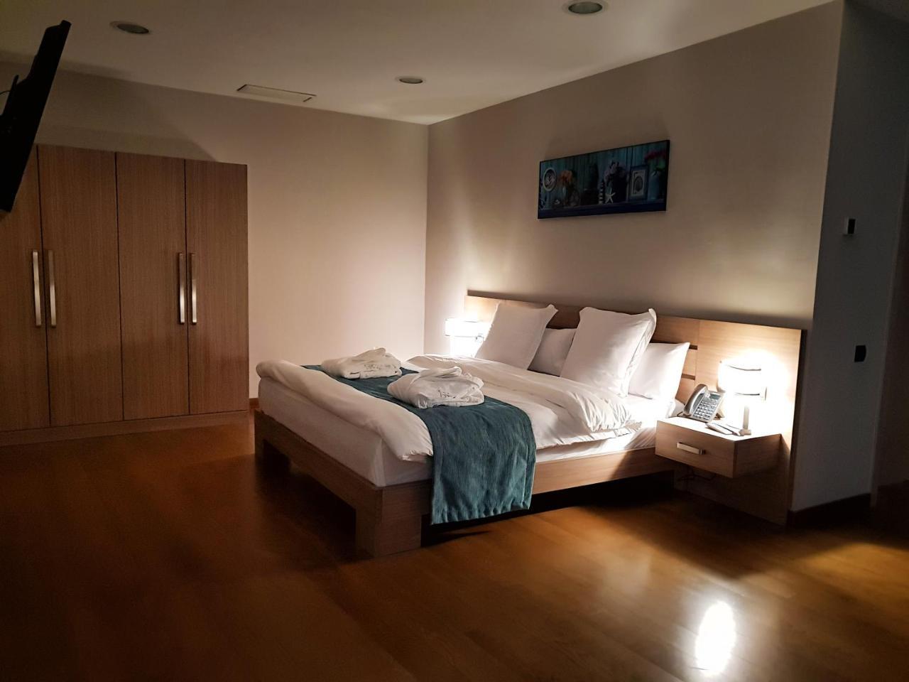 Maison Boutique Hotel ティビリシ エクステリア 写真